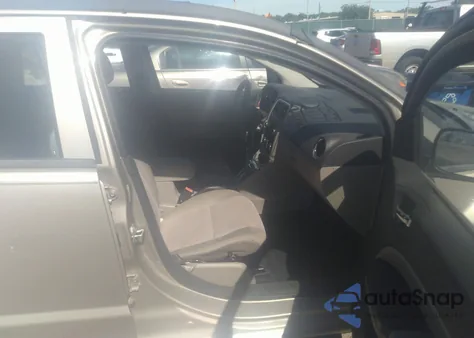 2010 Dodge Caliber Sxt z USA, uszkodzony, nr VIN 1B3CB4HA1AD550041